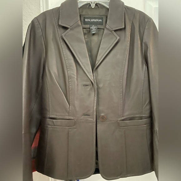Petite Sophisticate Women's Brown Leather Jacket - Picture 2 of 3